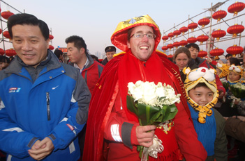 Qingdao delivers a hero's welcome