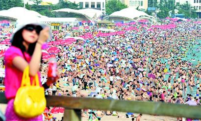 Qingdao No 1 bathing beach enjoys boost