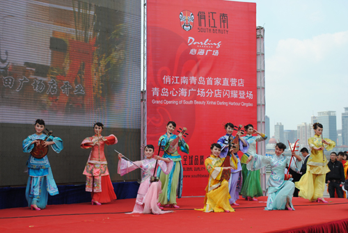 Xinhai Square launched trial operation yesterday