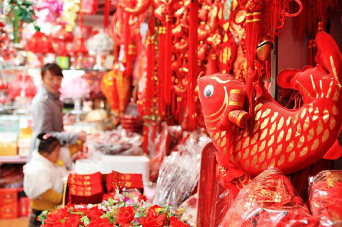 Preparing for a red, happy Spring Festival