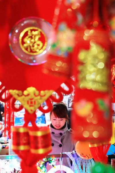 Preparing for a red, happy Spring Festival