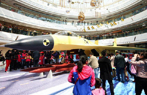 J-15 jet model stirs excitement