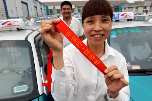 Qingdao promotes civilized driving