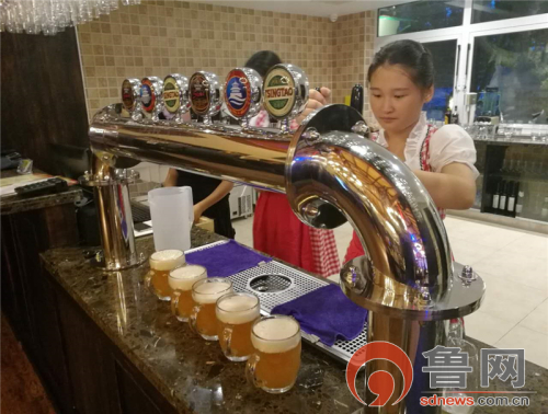 Enjoy a night of beer and music in Shinan district