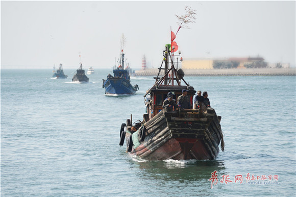 Sand lance fishing season underway in Qingdao