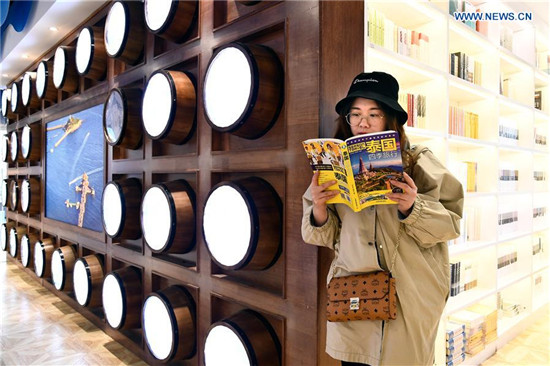 Bookstore in ocean-themed style attracts readers in Qingdao