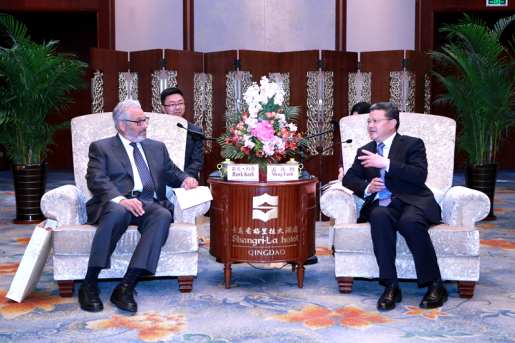 Qingdao mayor meets US guests